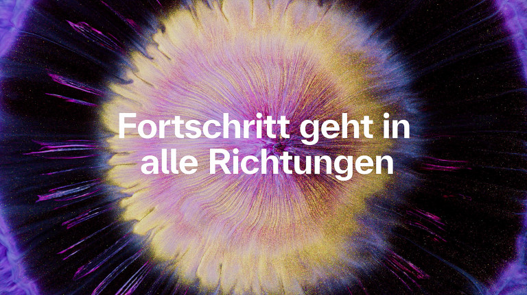 Slogan „Fortschritt geht in alle Richtungen“ aus dem von DOTS erstellten Haufe Akademie Film „Elevate“ – Teil der Social Media Kampagne und Messepräsentation.